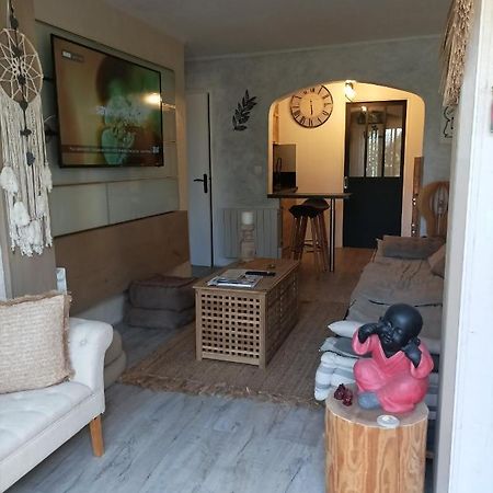 Escapade Cocooning Residence Avec Piscine/Tennis Фрежюс Экстерьер фото
